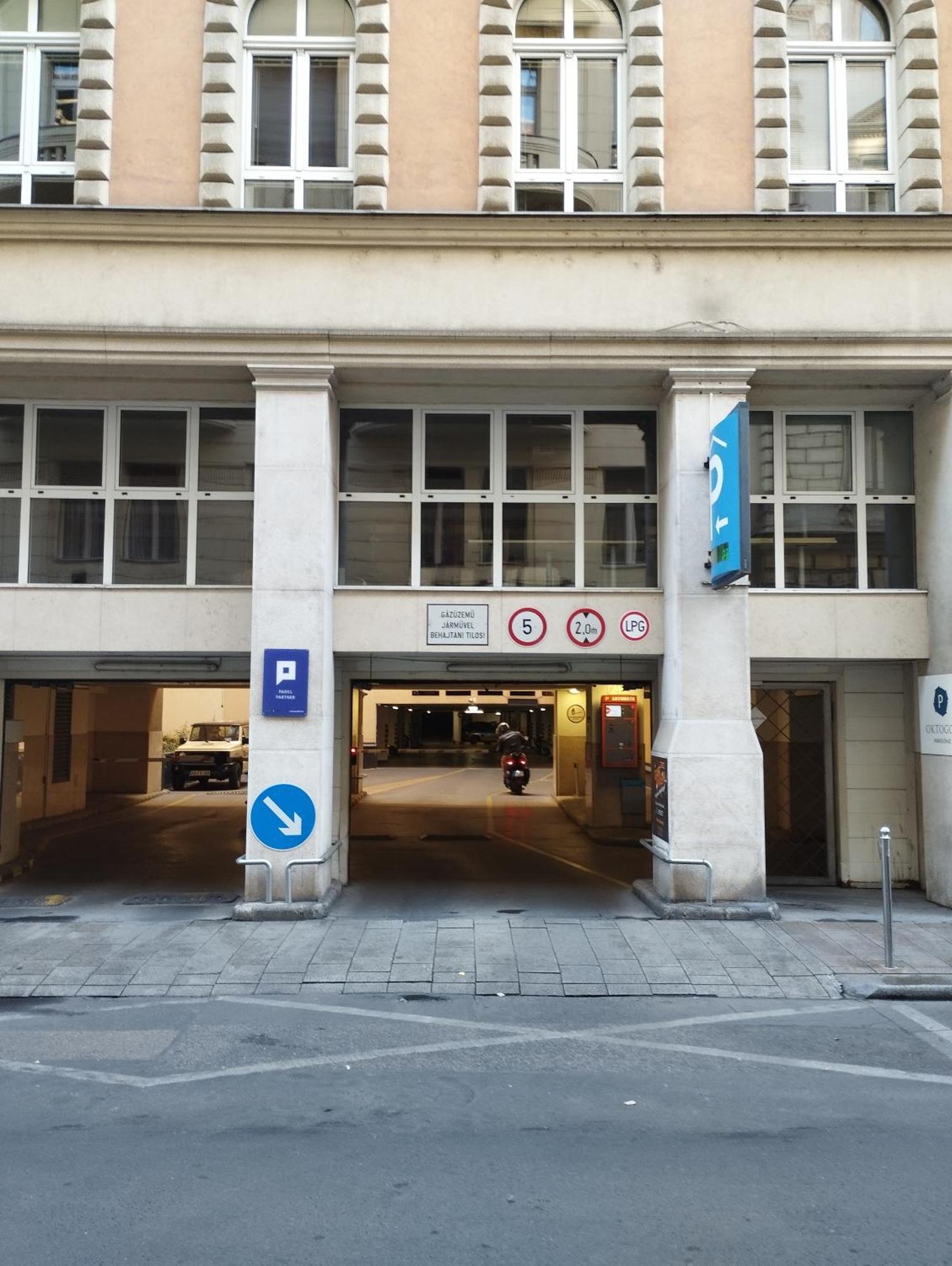 Free Parking Garage! Downtown Apartment Close To New York Cafe Budapest Exterior foto